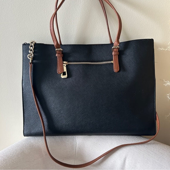 Calvin Klein Crossbody Tote Bag - Picture 3 of 12